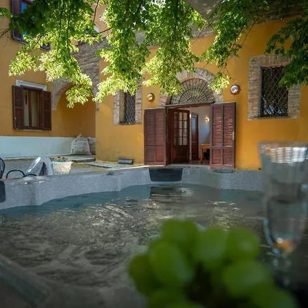 Licia, Val D'orcia, Private Pool, Jacuzzi, Wifi *