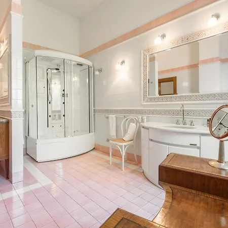 Villa Villa Licia, Val D'Orcia, Private Pool, Jacuzzi, Wifi